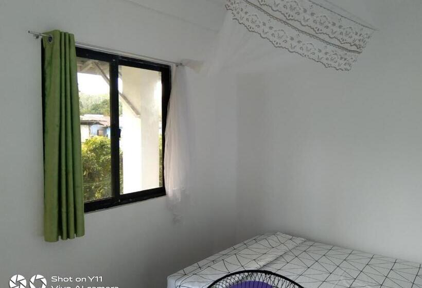 Номер Стандарт, Jeno Tourist Inn