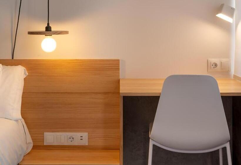 اتاق سوپریور با چشم‌انداز شهر, Cristina Enea Rooms