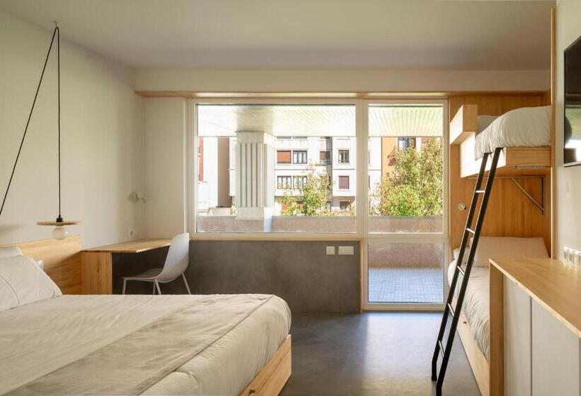 اتاق سوپریور خانوادگی, Cristina Enea Rooms