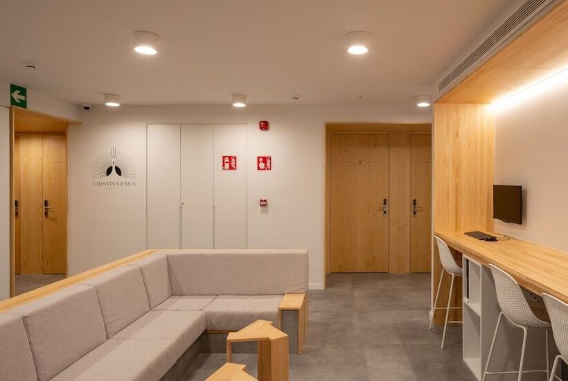 패밀리 룸, Cristina Enea Rooms