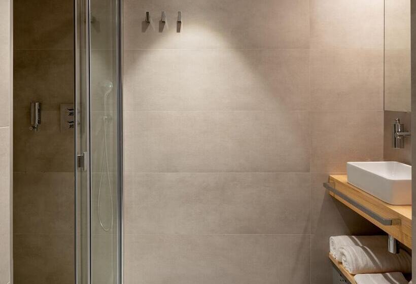 이코노미 인테리어 룸, Cristina Enea Rooms