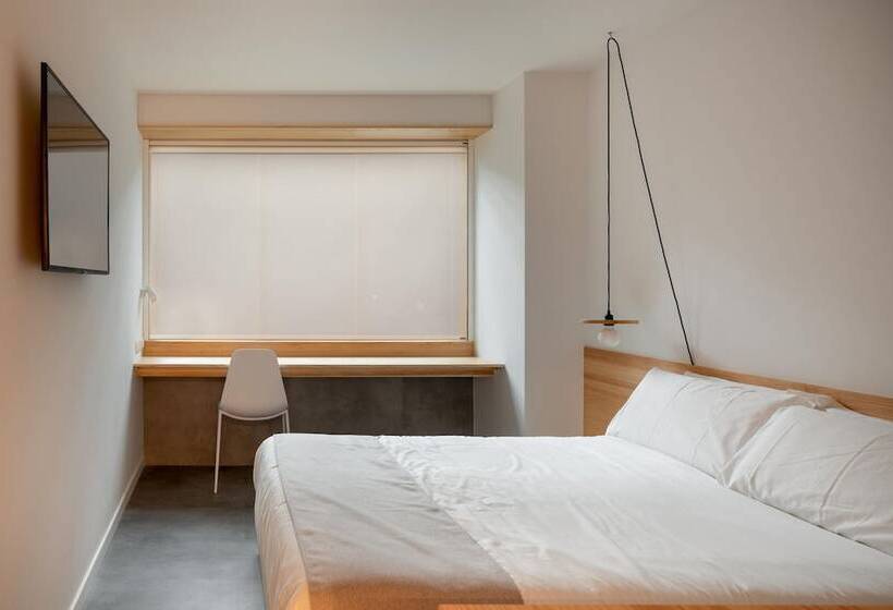 اتاق اقتصادی داخلی, Cristina Enea Rooms