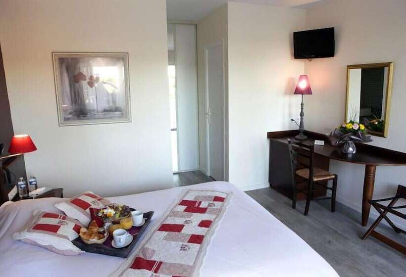 Номер Стандарт, Logis Hôtel Les Nymphéas