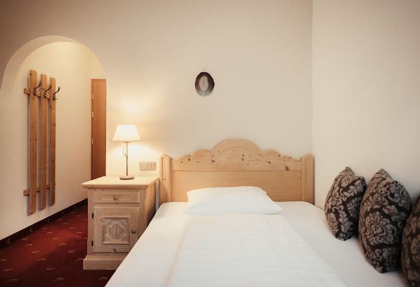 اتاق راحتی یک تخته, Kristallhotel Corona Krone
