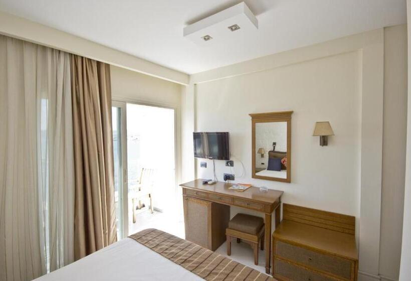 Номер Deluxe, Bodrum Gulet Otel