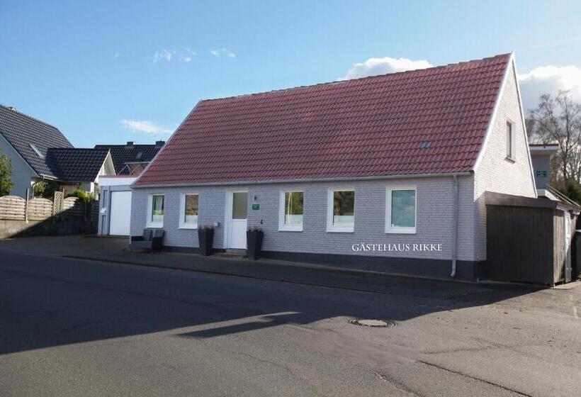 标准单人间, Gasthof Handewitt