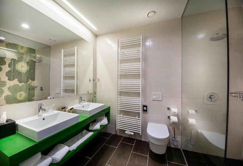 سوئیت با وان آب گرم, Rimske Terme Resort Hotel Rimski Dvor