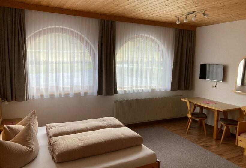 ３ベッドルームアパートメント, Garni Apart Wallamotta Silvretta Card Premium Betrieb