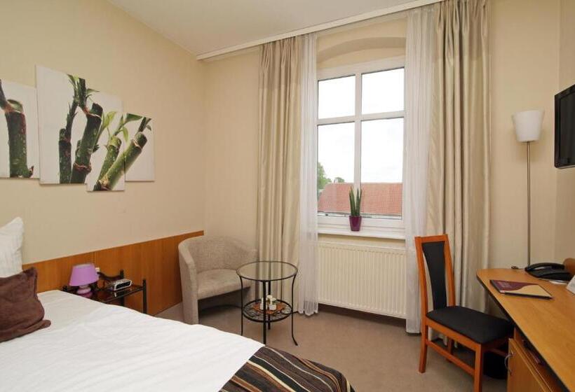 Номер Комфорт Индивидуальный, Gut Hotel Stadt Beelitz