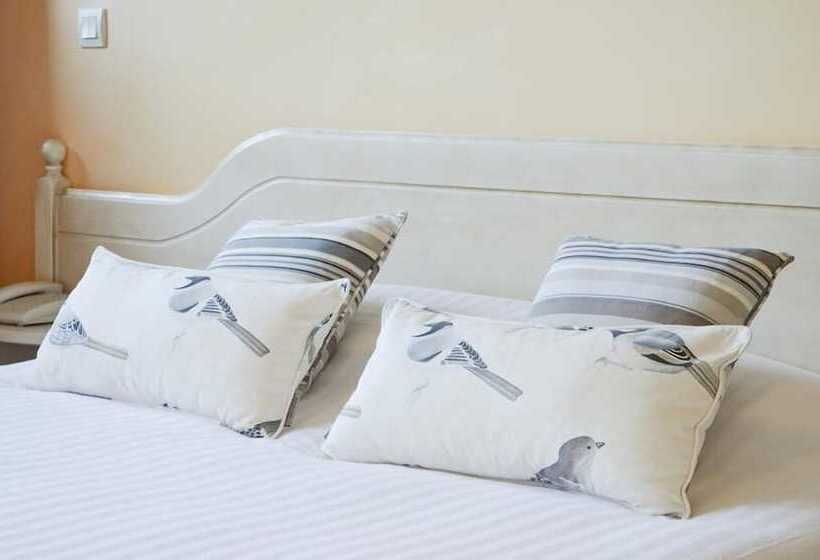 Номер Дюплекс, Logis Hôtel Les 3b