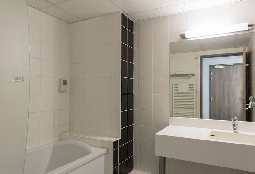 Номер Комфорт, The Originals City, Hôtel Le Coeur D Or, Sedan Est