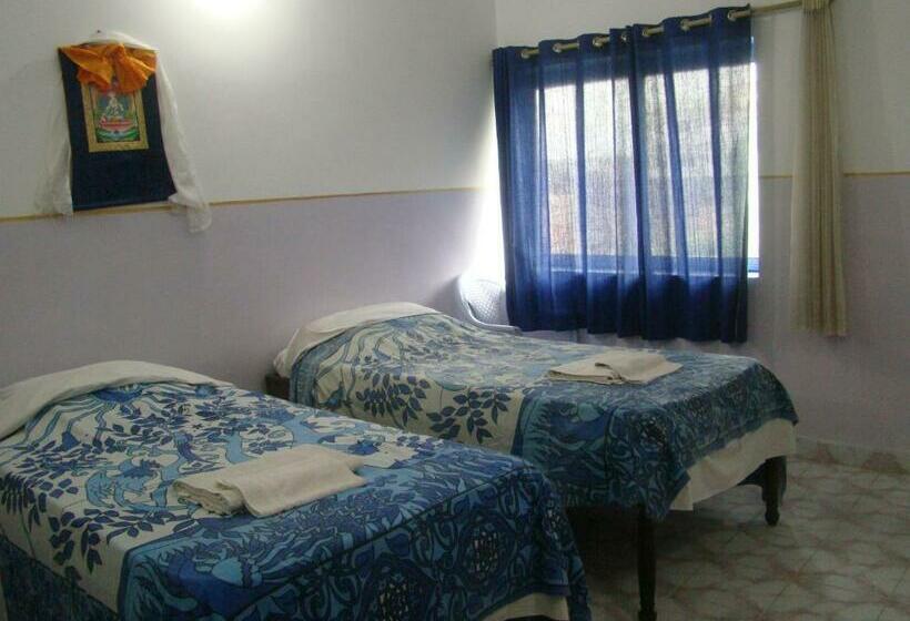 舒适型房间, Tara Guest House