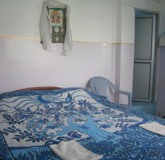 经济房, Tara Guest House