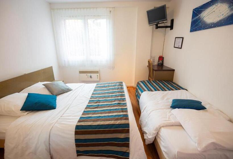Pokój Standard Trzyosobowy, Contact Hotel Du Ladhof