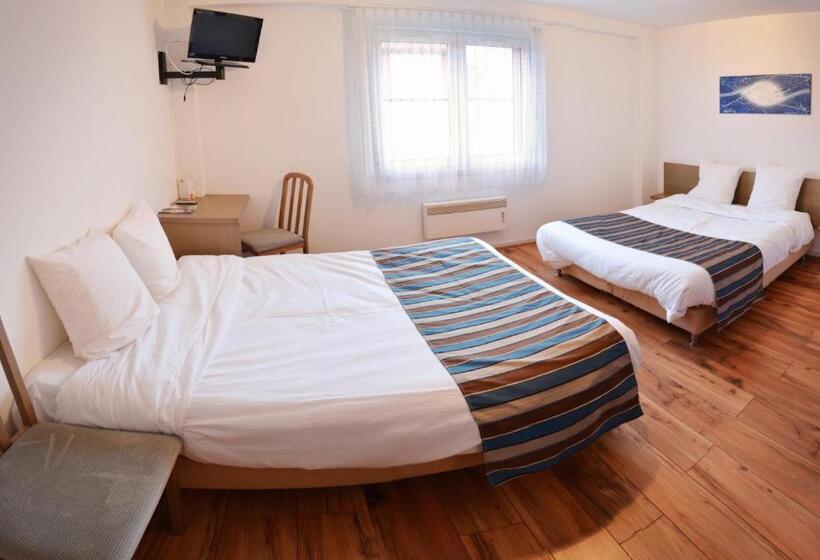 Четырехместный Номер Стандарт, Contact Hotel Du Ladhof