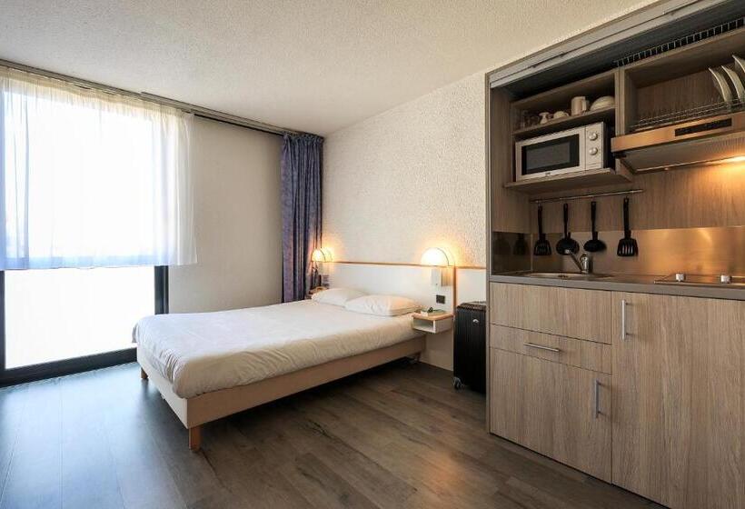 اتاق استاندارد, Hôtel Des Thermes Les Dômes