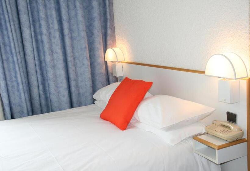 اتاق استاندارد, Hôtel Des Thermes Les Dômes