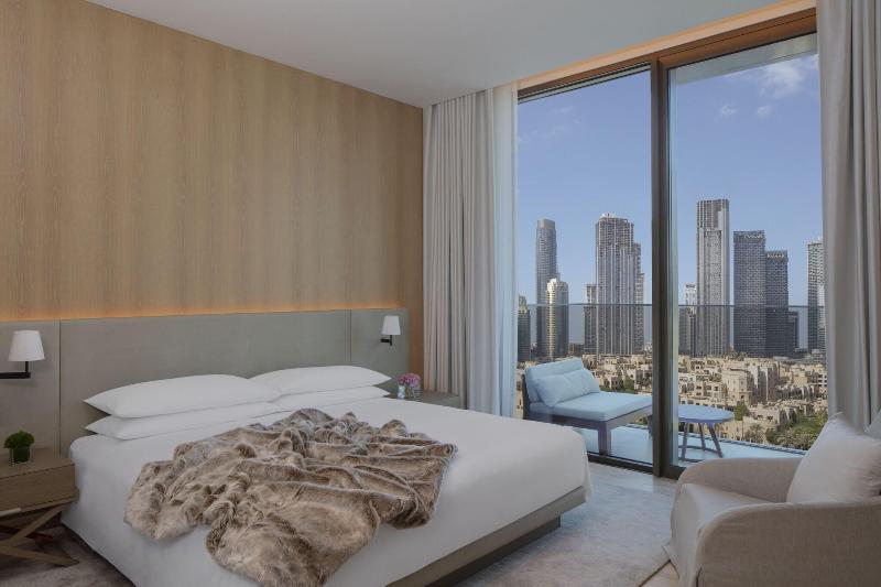 اتاق سوپریور با تخت بزرگ, The Dubai Edition