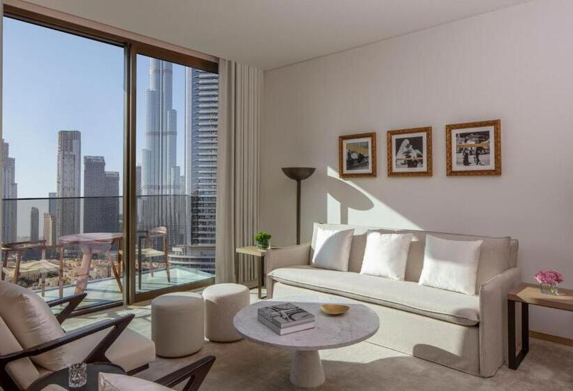 Deluxe Suite King Bed, The Dubai Edition