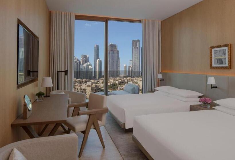 标准间带阳台, The Dubai Edition