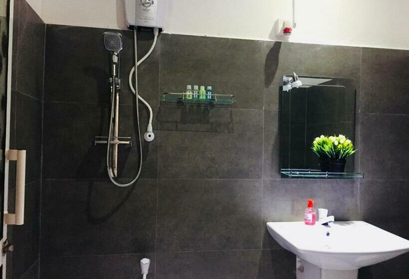 Üç Kişilik Standart Oda, Thisara Guest House