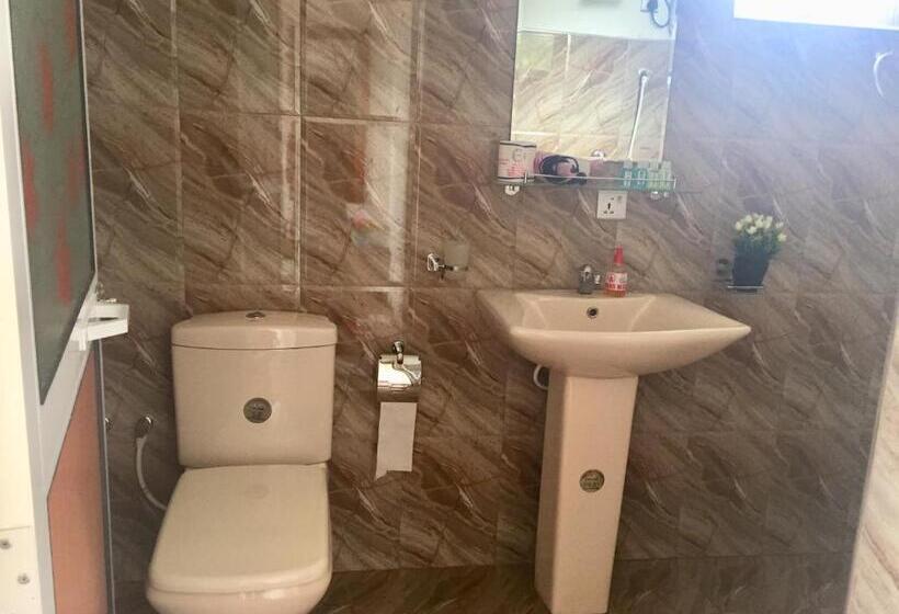 Balkonlu Delüks Oda, Thisara Guest House