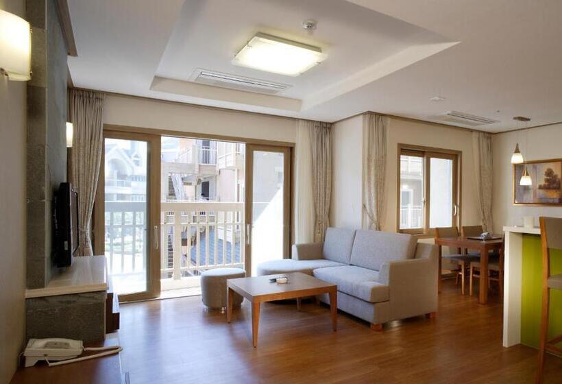 디럭스 룸, Holiday Inn & Suites Alpensia Pyeongchang Suites, An Ihg