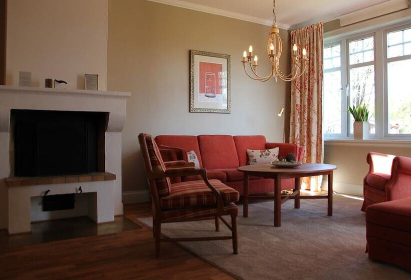 Полулюкс, Hestraviken Hotell & Spa