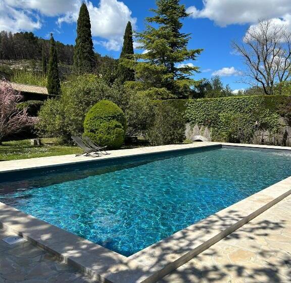 标准间带露台, Logis Hôtel Castel Mouisson