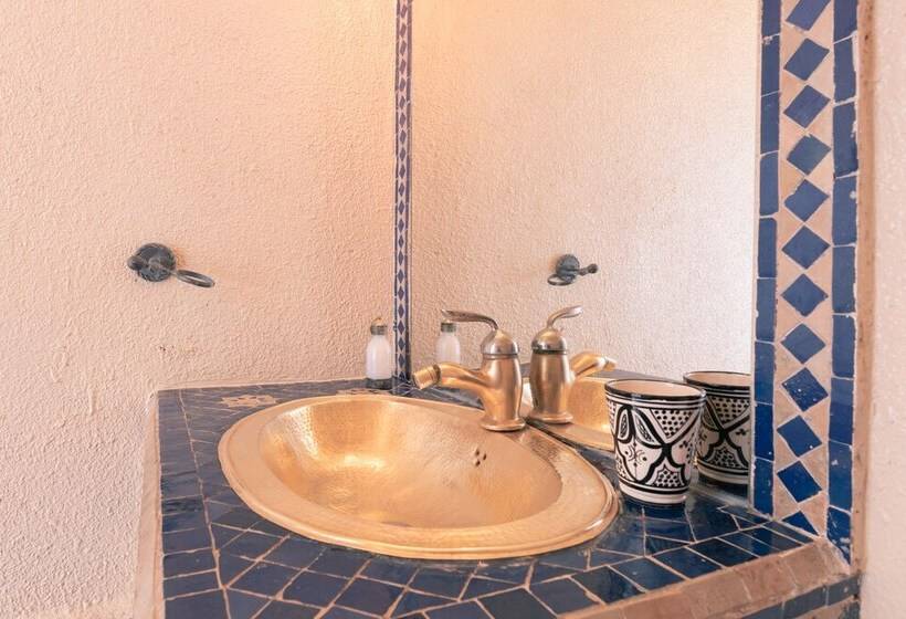 Номер Стандарт, Riad Dar Nawfal