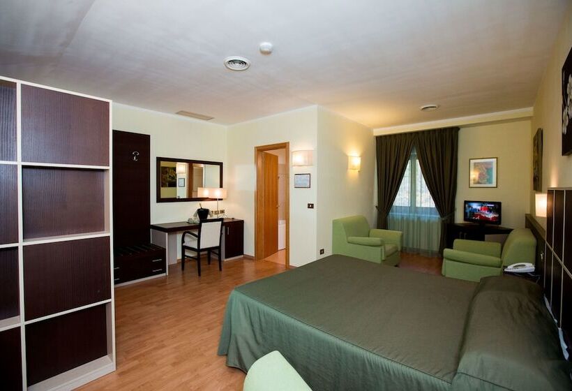 Quarto Estandar, Roccaporena