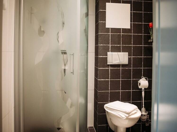 Номер Deluxe, åtellet Hotell