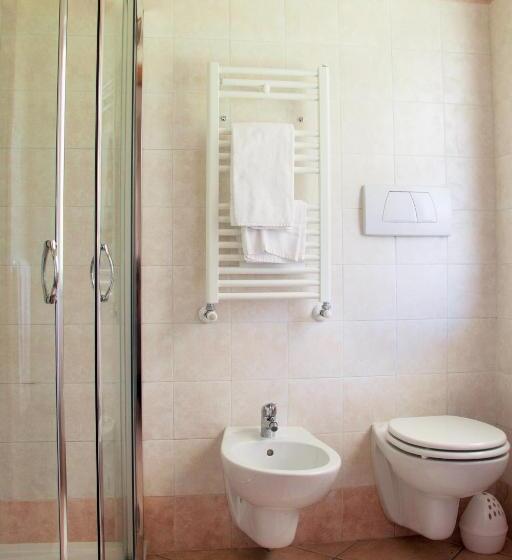 Quarto Quádruplo Estandar, Ca' Serena