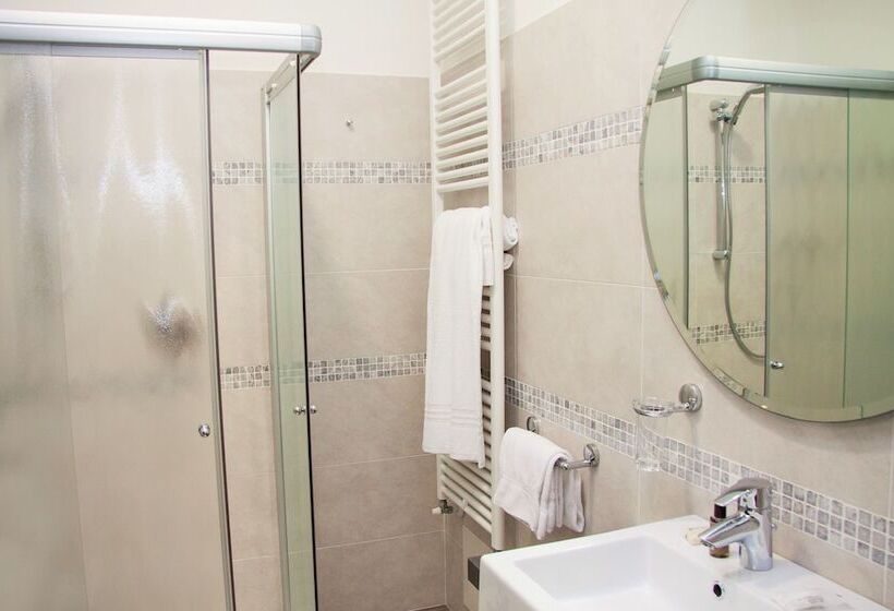 Quarto Quádruplo Estandar, Ca' Serena
