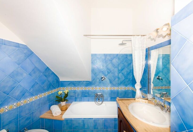 Номер Стандарт Вид на Море, Casa Guadagno