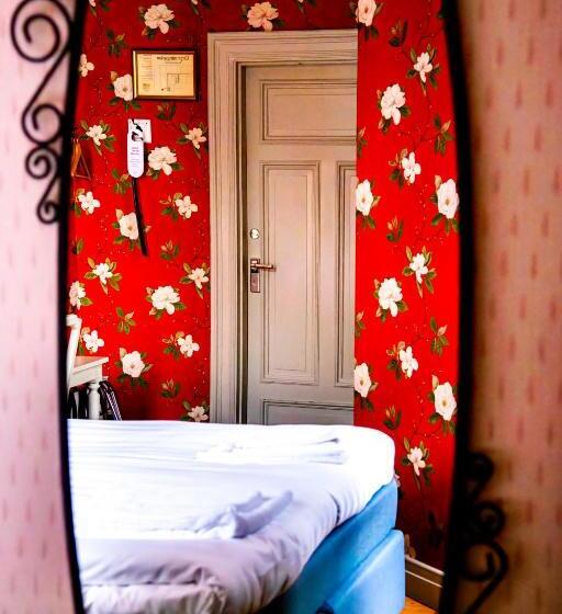 Номер Комфорт Индивидуальный, Park Hotel Linköping Fawlty Towers