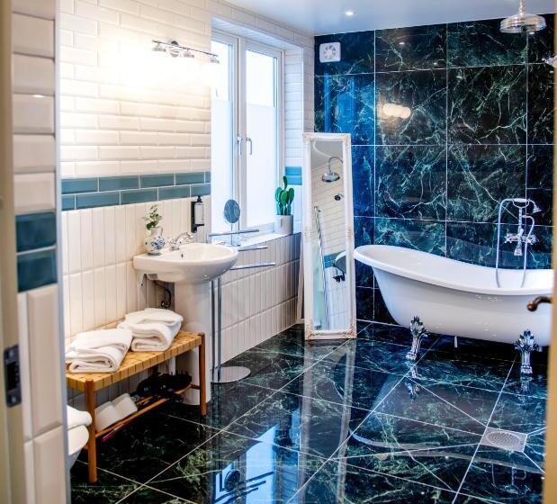Люкс Superior, Park Hotel Linköping Fawlty Towers