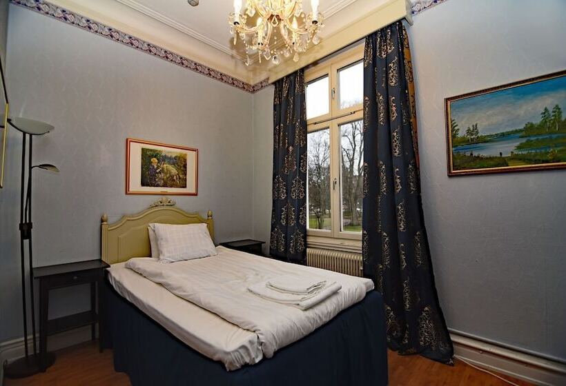Номер Economy Индивидуальный, Park Hotel Linköping Fawlty Towers