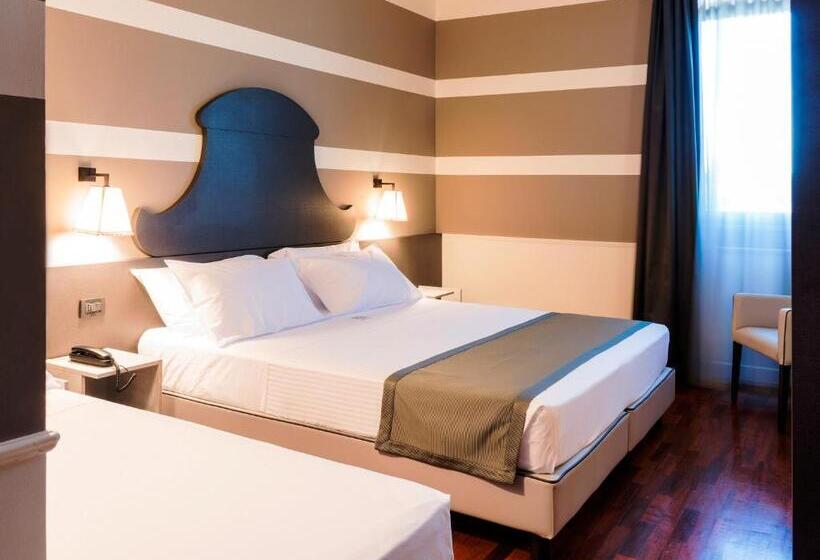 Трехместный Номер Deluxe, Torresi