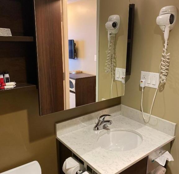 Номер Стандарт, Microtel Inn & Suites By Wyndham Timmins