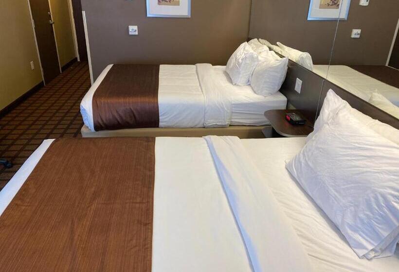 Номер Стандарт, Microtel Inn & Suites By Wyndham Timmins