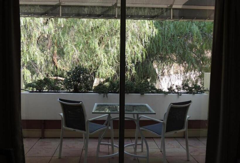 Superior Room with Terrace, Royal Cottage