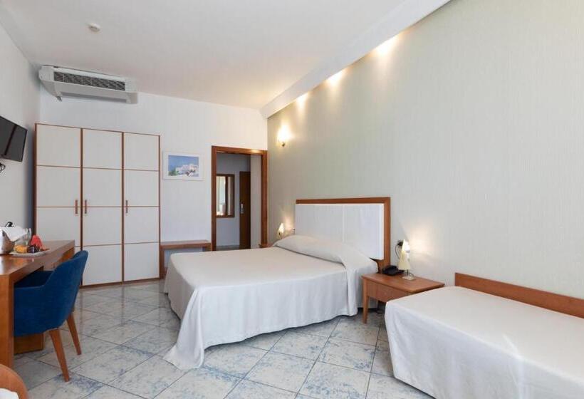Четырехместный Номер Deluxe, Aurora Del Benessere