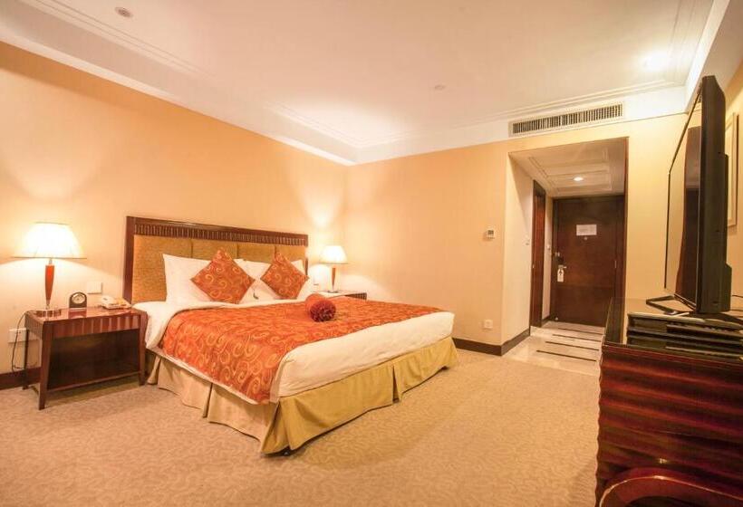 اتاق کلاس بیزنس, Wuhan Hongguang
