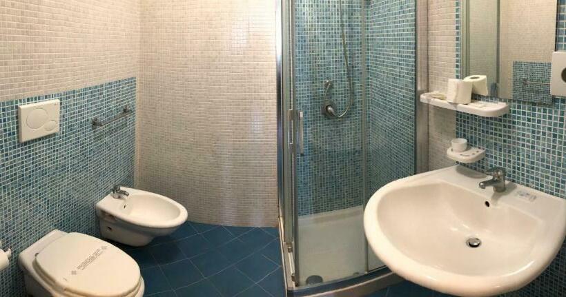 اتاق اکونومی, Noto Marina E Spa