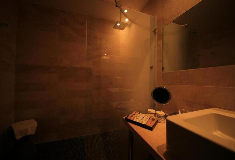 اتاق استاندارد با بالکن, Terme Di Venturina
