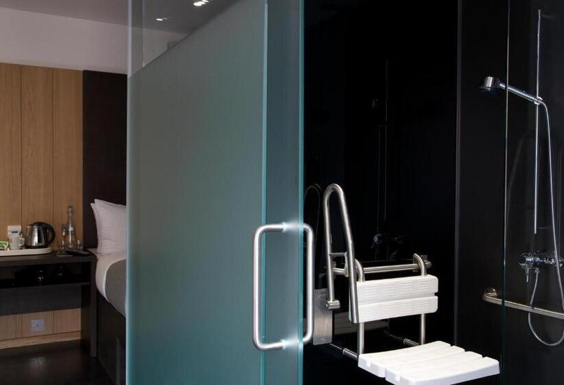 اتاق استاندارد برای معلولان, The Z Hotel Victoria
