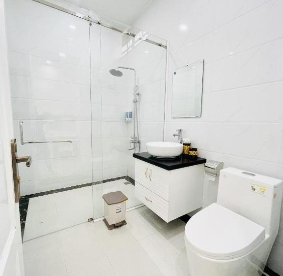 اتاق استاندارد, Linh Phuong 6