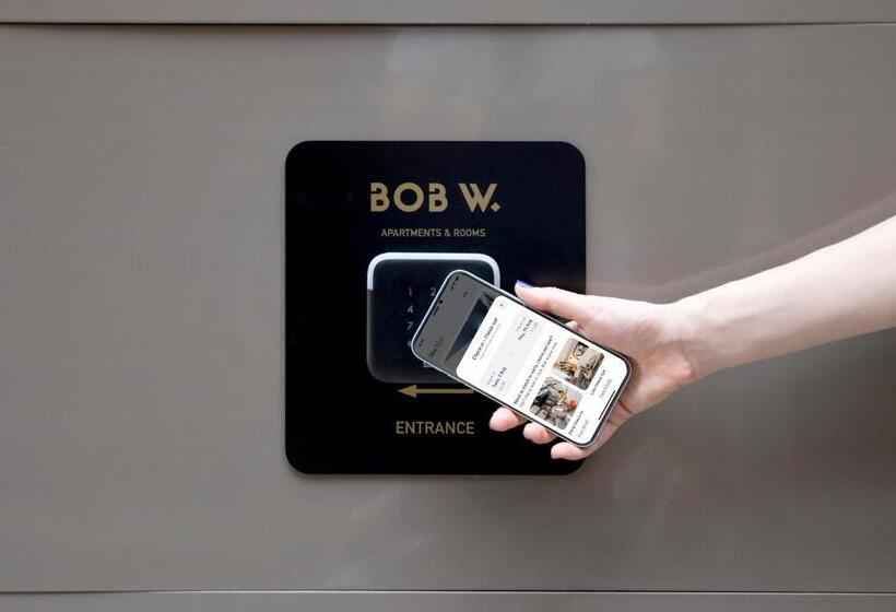 استودیوی سوپریور, Bob W Peterhof