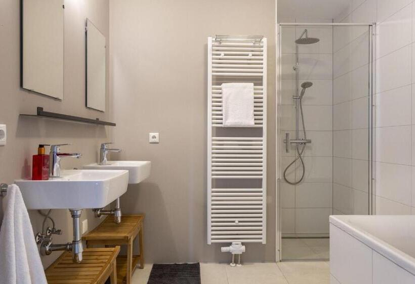 침실 4개 아파트, Vakantie Appartement   Sneekermeer